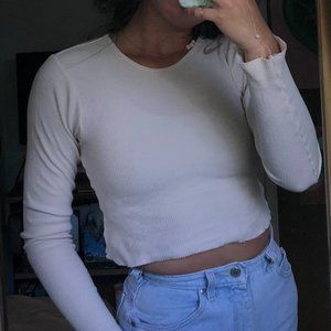 Brandy Melville Long Sleeve Crop Top